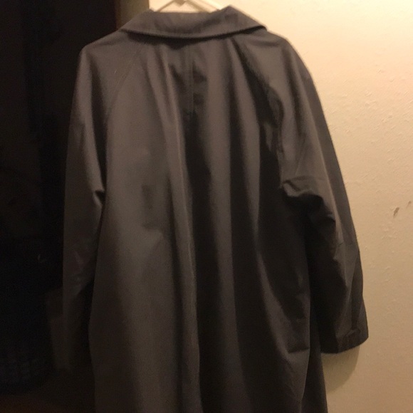 Giorgio Armani Coat (Authentic Real) - Picture 4 of 4